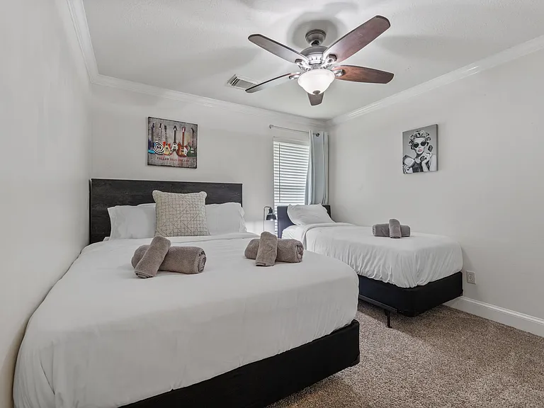 14807 Fairway Square Dr — Photo 29
