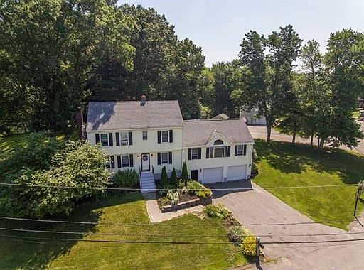 2nd image of 29 Appaloosa Dr