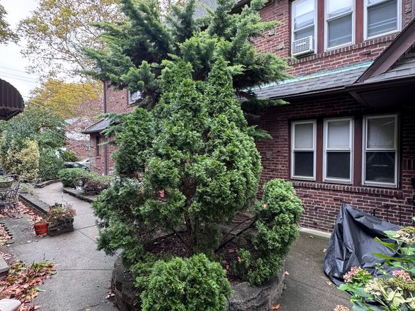 (undisclosed Address)