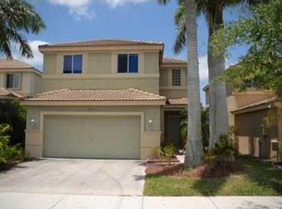 298 Conservation Dr, Fort Lauderdale, FL 33327