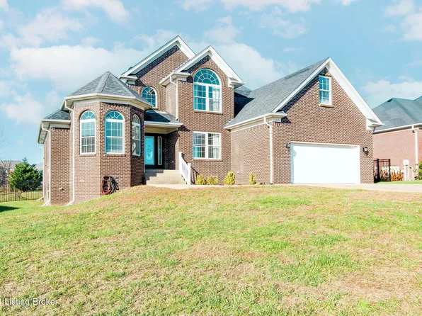 365 Crimson Creek Dr, Mount Washington, KY 40047