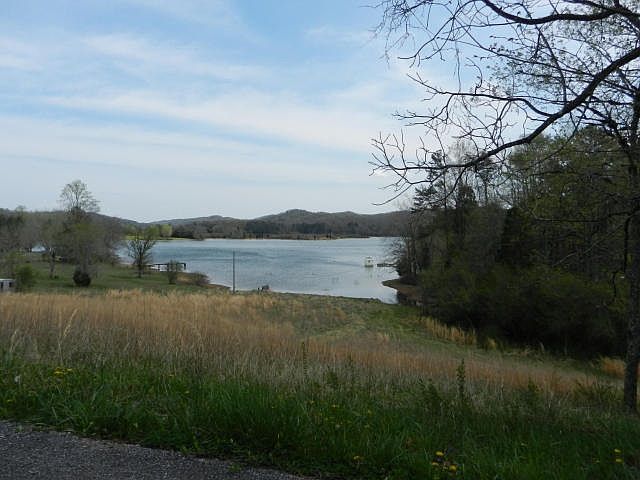 2nd image of Rodgers Circle Rd