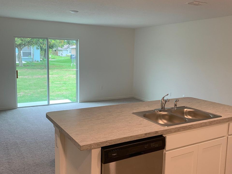 2nd image of 4273 SW Whitebread Rd