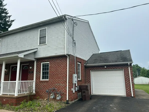2972 Tibbetts Wick Rd #1972, Girard, OH 44420