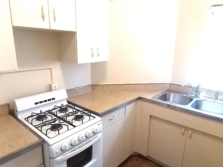 235 Exeter Pl #104 — Photo 3