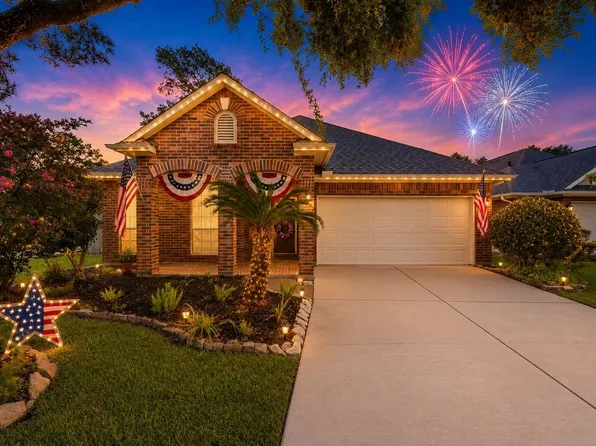 14310 Eastern Redbud Ln, Houston, TX 77044