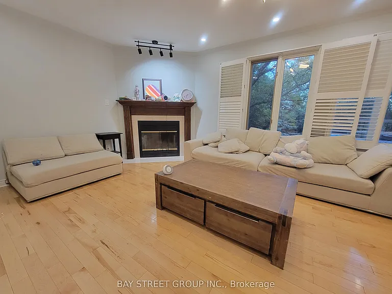 98 Brookeview Dr — Photo 26