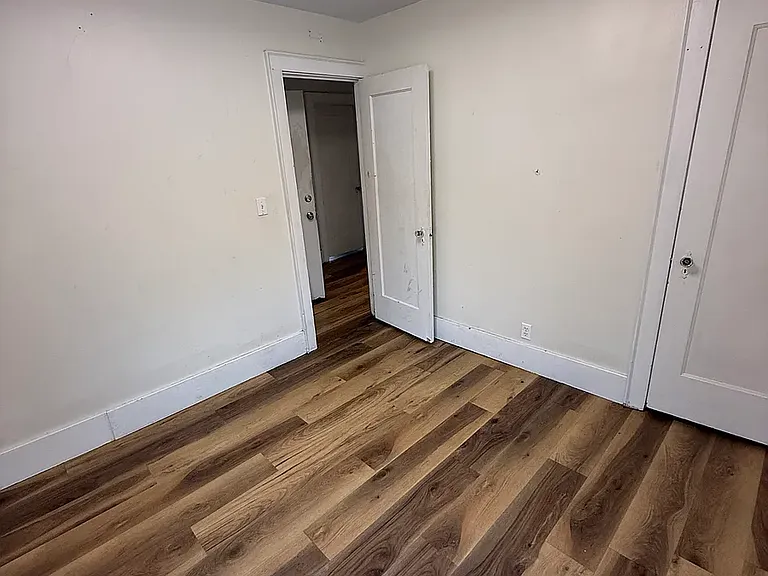 467 Benton St #2 — Photo 7