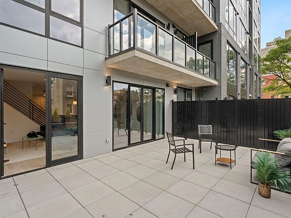 4th image of 139 Christopher Columbus Dr #209