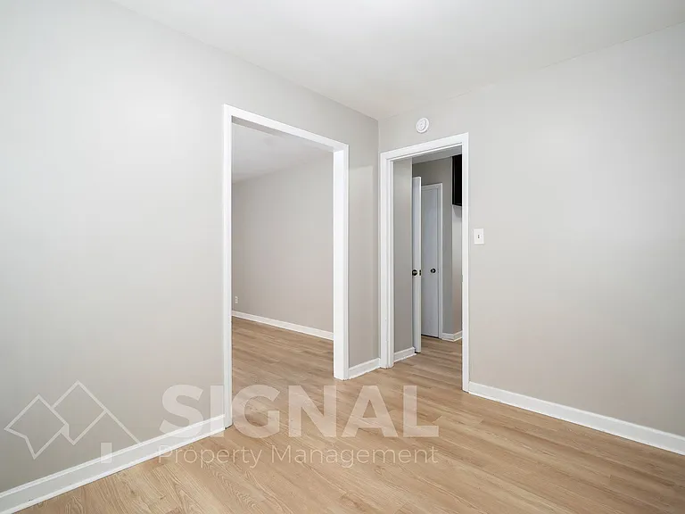 112 19th Ave NW — Photo 10