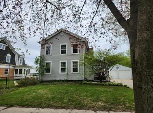 531 N 5th St, Manitowoc, WI 54220