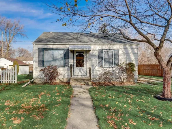 1016 East Holt AVENUE, Milwaukee, WI 53207