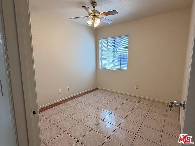 3246 Laurel Ave — Photo 6