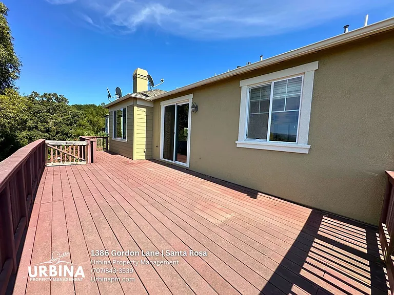 1386 Gordon Ln — Photo 31