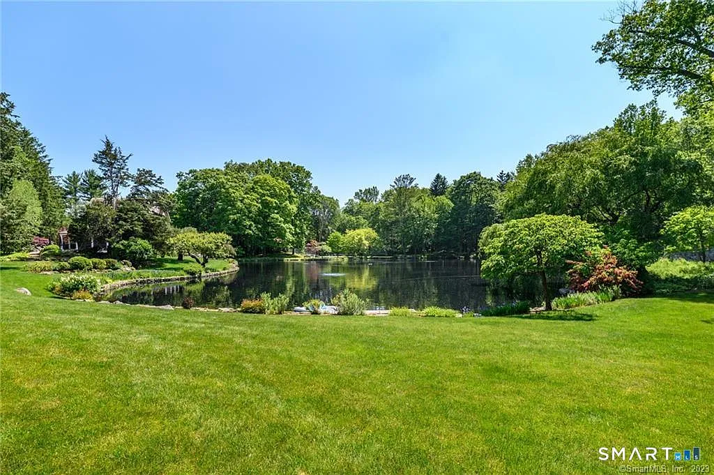 2 bed, 1.0 bath, 1000 sqft, $4,000 — Photo 3