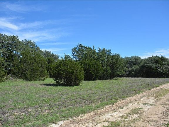 3rd image of 27 County Road 319