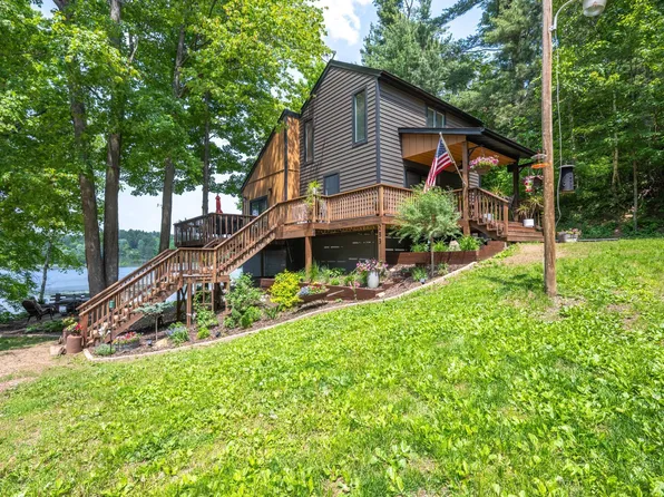 289 192nd St, Star Prairie, WI 54026