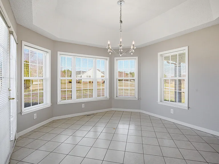 1613 Banchory Cir — Photo 20