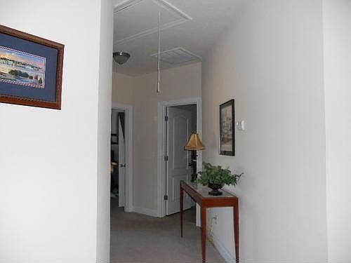 4th image of 330 Sheliah Ct