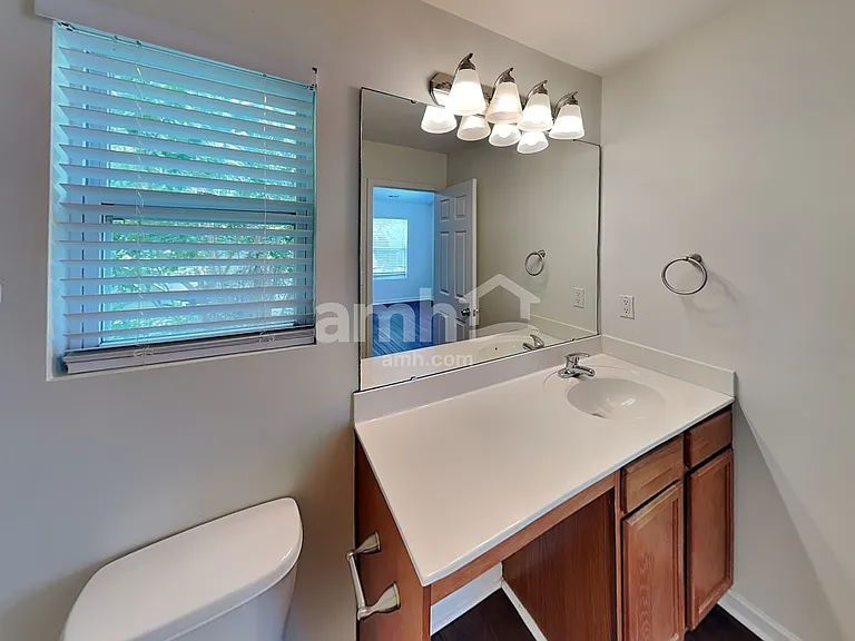 15634 Lakepoint Forest Dr — Photo 12