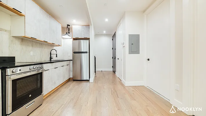 Rented by Nooklyn NYC LLC | media 2