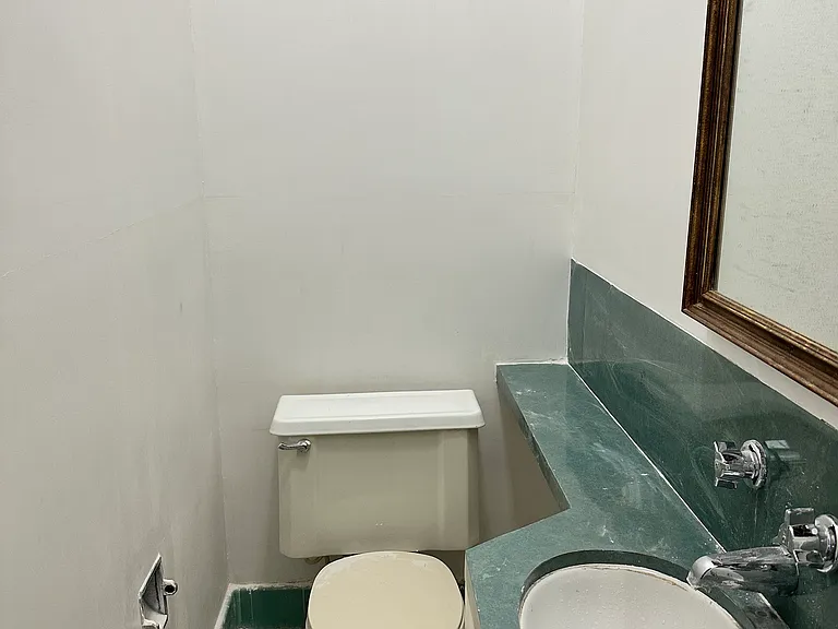 525 E Main St #3 — Photo 6