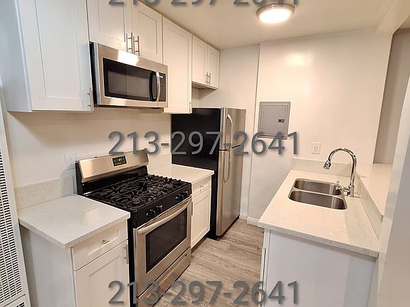3rd image of 2611 Bellevue Ave APT 111