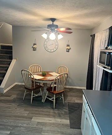 3rd image of 6277 Denise Dr