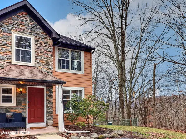 36 E Sky View Dr, East Stroudsburg, PA 18302
