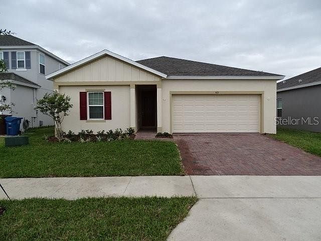 1st image of 421 Meadow Pointe Dr