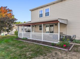 2547 Royal County Down APT C, Uniontown, OH 44685