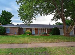1201 Cherry Laurel Dr, Norman, OK 73072