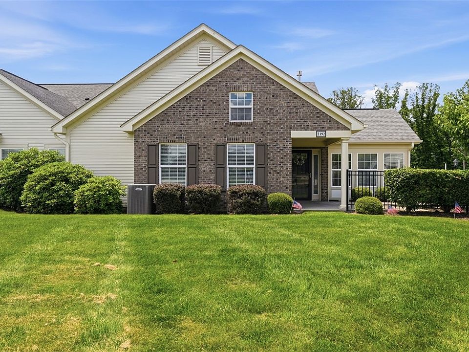 1st image of 2192 Westview Cir