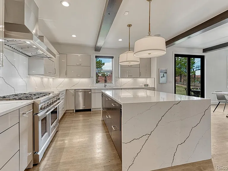 9486 E Winding Hill Ave — Photo 10