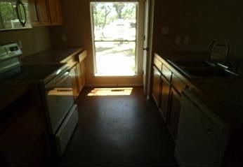 5th image of 110 W Dawn Dr