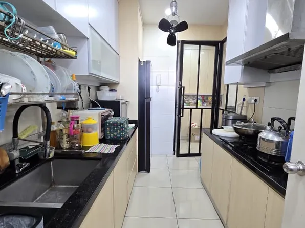 186 Dahill Road image 1 of 6