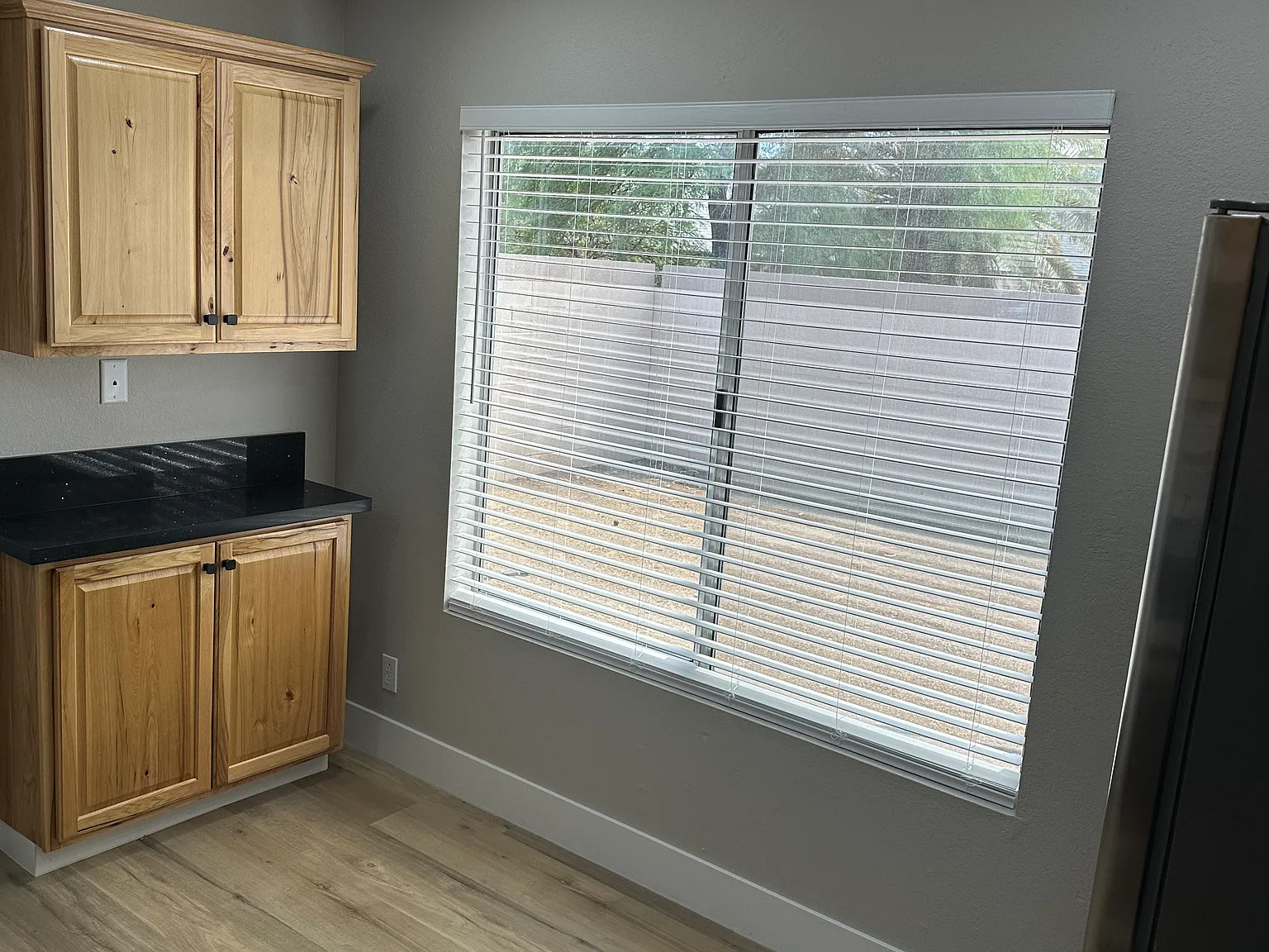 3 bed, 1024 sqft, $1,900 — Photo 3