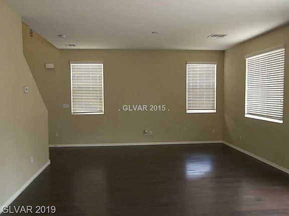 4th image of 3267 Parma Galleria Ave