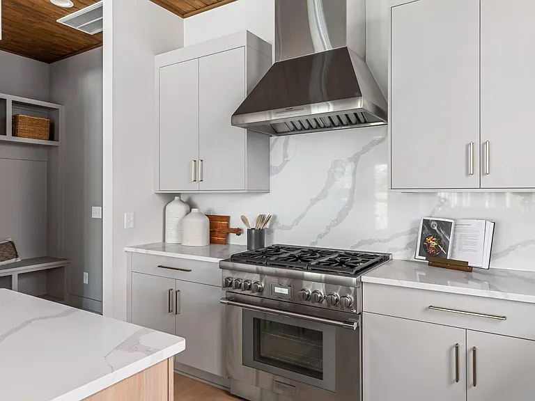 2305 Eastland Ave #A — Photo 17
