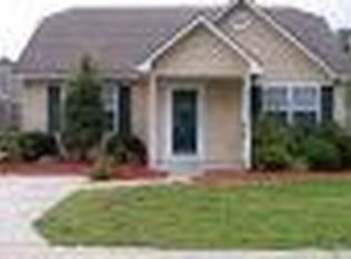 110 Shadowwood St, Elizabeth City, NC 27909