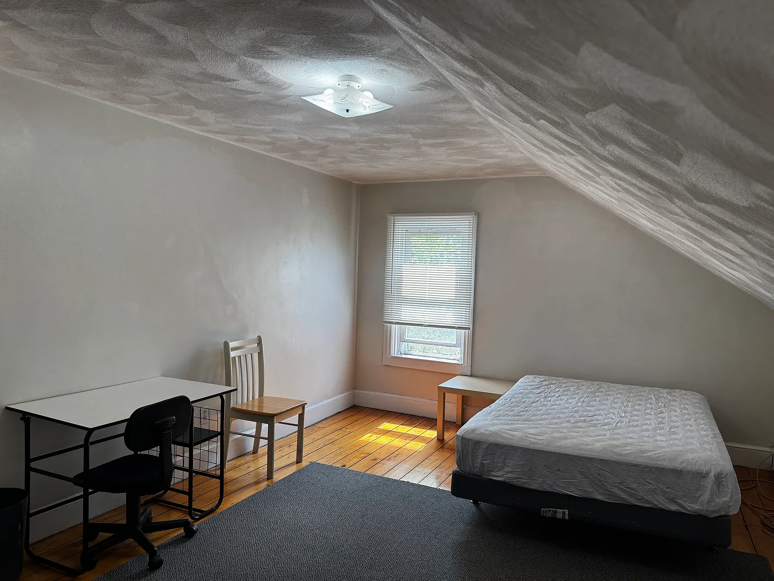 2 bed, 1100 sqft, $1,725 — Photo 4