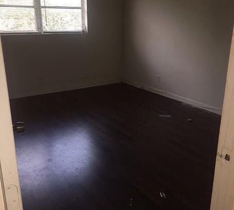5th image of 2750 Pierce St APT 1