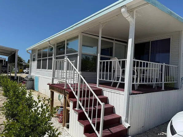 1119 Periwinkle Way #90, Sanibel, FL 33957