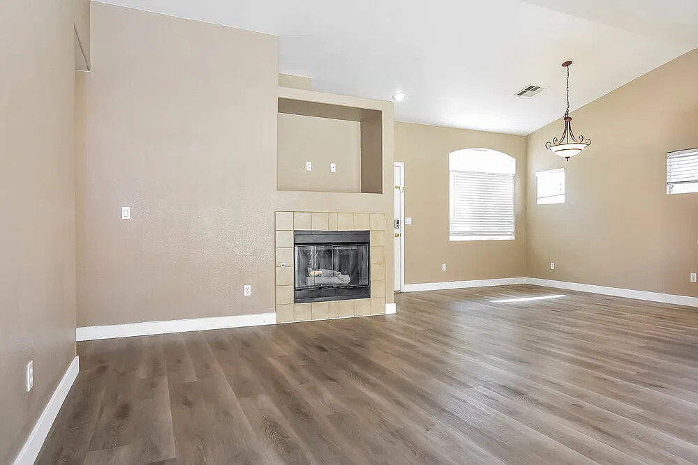 3 bed, 2.0 bath, 1260 sqft, $1,840 — Photo 4