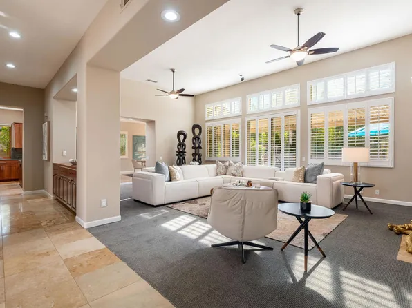 135 Vista Valle, Palm Desert, CA 92260