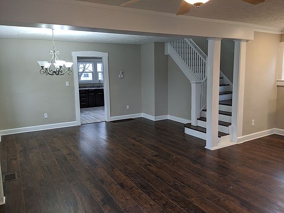 3rd image of 3416 N Kenwood Ave