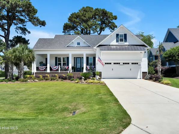 2758 Pinecrest Drive SE, Southport, NC 28461