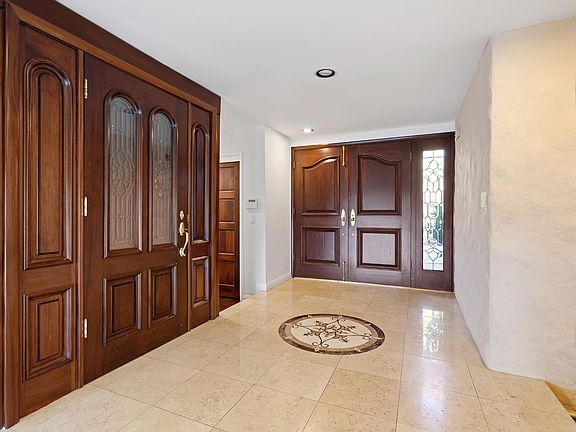 5th image of 3713 Dellvale Pl