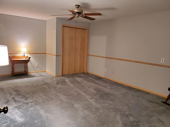 4th image of 3287 Johnson Ct SW