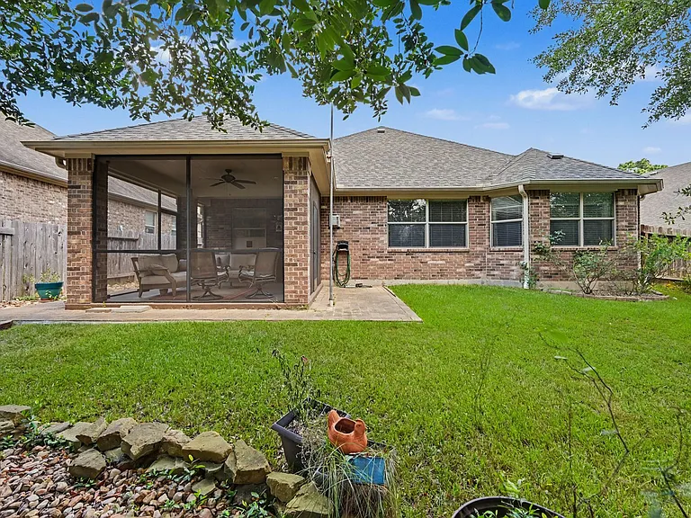 1912 Hill Manor Dr — Photo 28